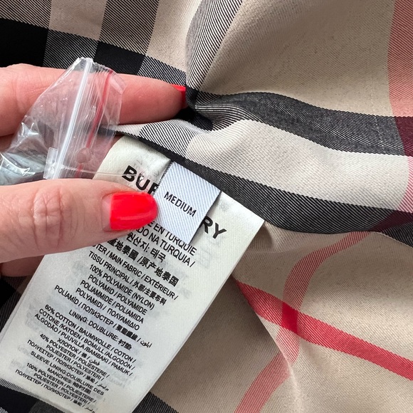 Burberry Black Double-Breasted Trench Coat - Picture 14 of 16